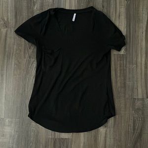 Z supply black v neck pocket tee